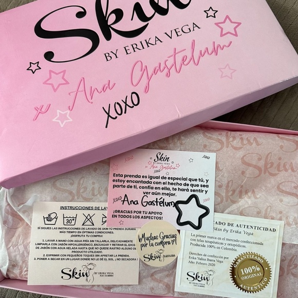 Skin By Ericka Vega x Ana Gastelum - Picture 1 of 3